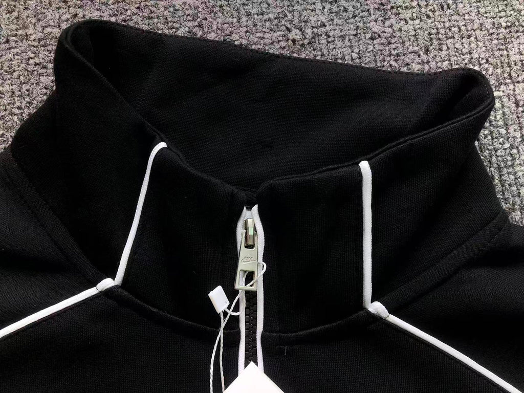 Blusa sweatshirt Nike Sportswear Air na cor